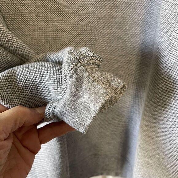 Quarter Button Neckline Pullover, Men's Medium - Picture 5 of 12